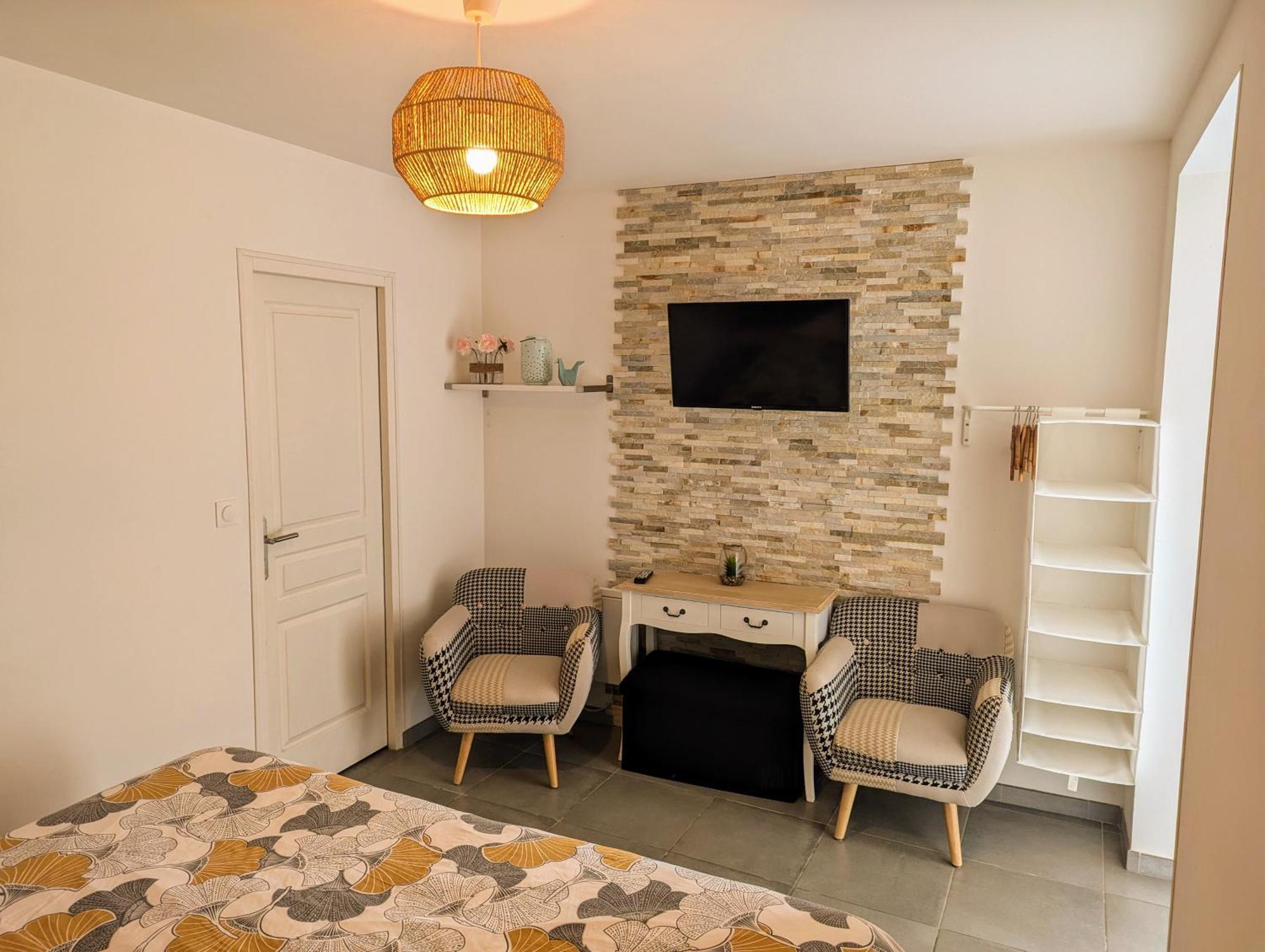 Studio Les Chambres De La Source - Milouin Sancourt  Eksteriør bilde